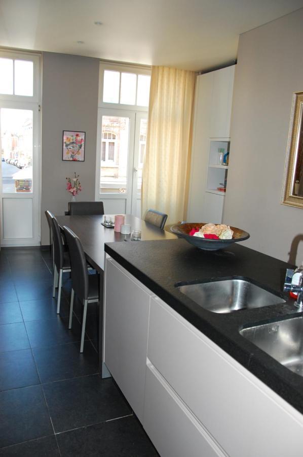 Iconique Bv Appartement In Hartje Ieper Exterior foto